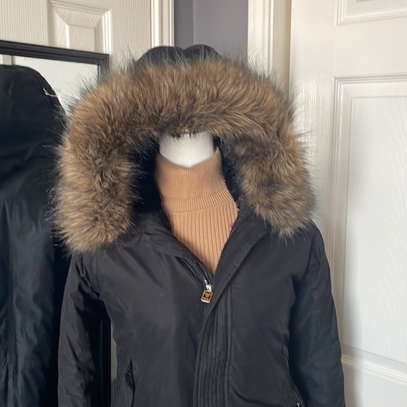 ARITZIA TNA black ski jacket - Picture 10 of 12